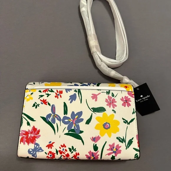 Kate Spade Carson in Garden bouquet - Picture 2 of 6